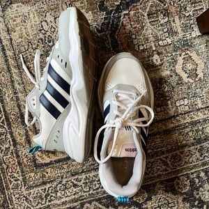 Vintage Adidas Women’s Shoes, Size 7